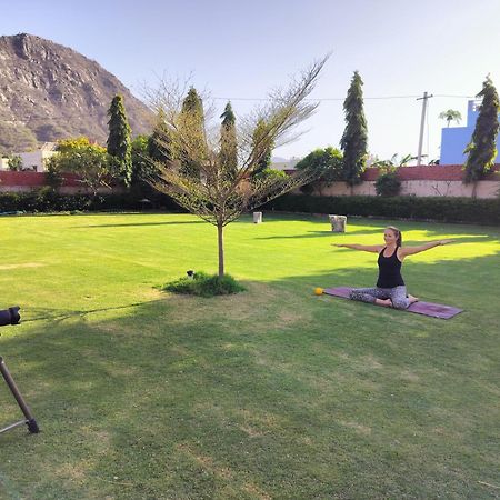 Pari Resort With Nature View Pushkar Bagian luar foto