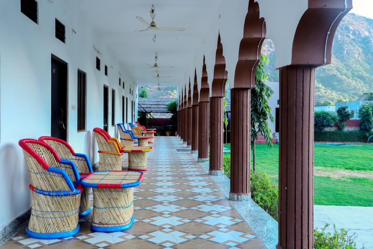 Pari Resort With Nature View Pushkar Bagian luar foto
