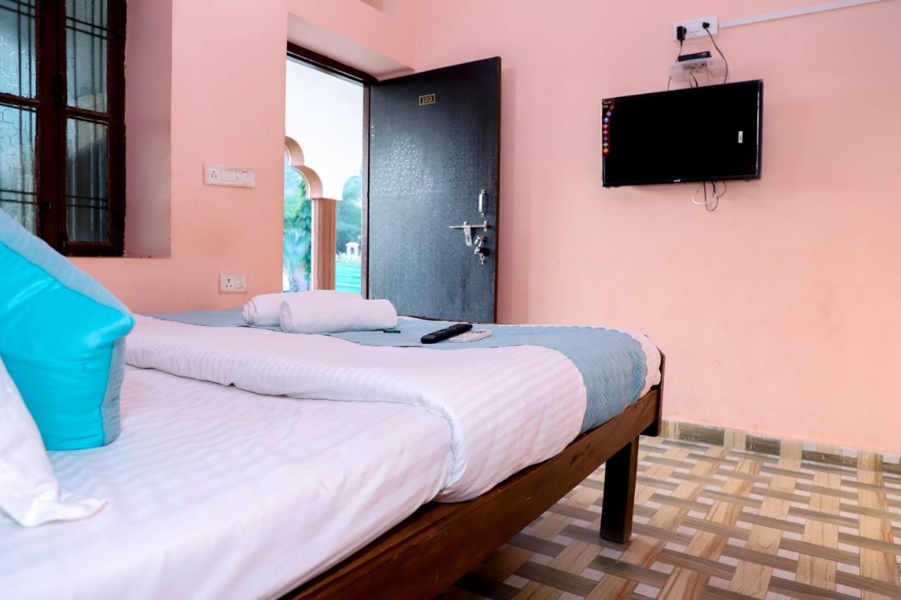 Pari Resort With Nature View Pushkar Bagian luar foto
