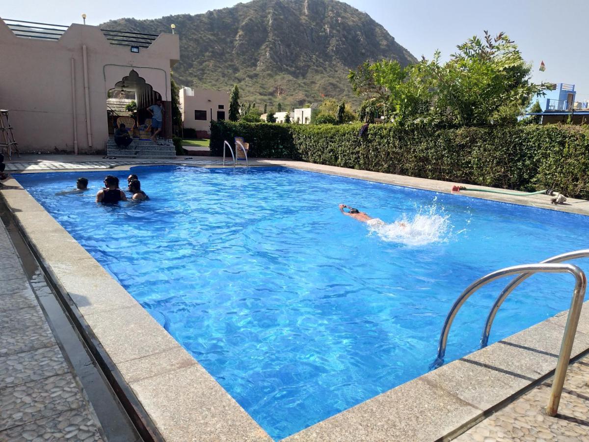 Pari Resort With Nature View Pushkar Bagian luar foto