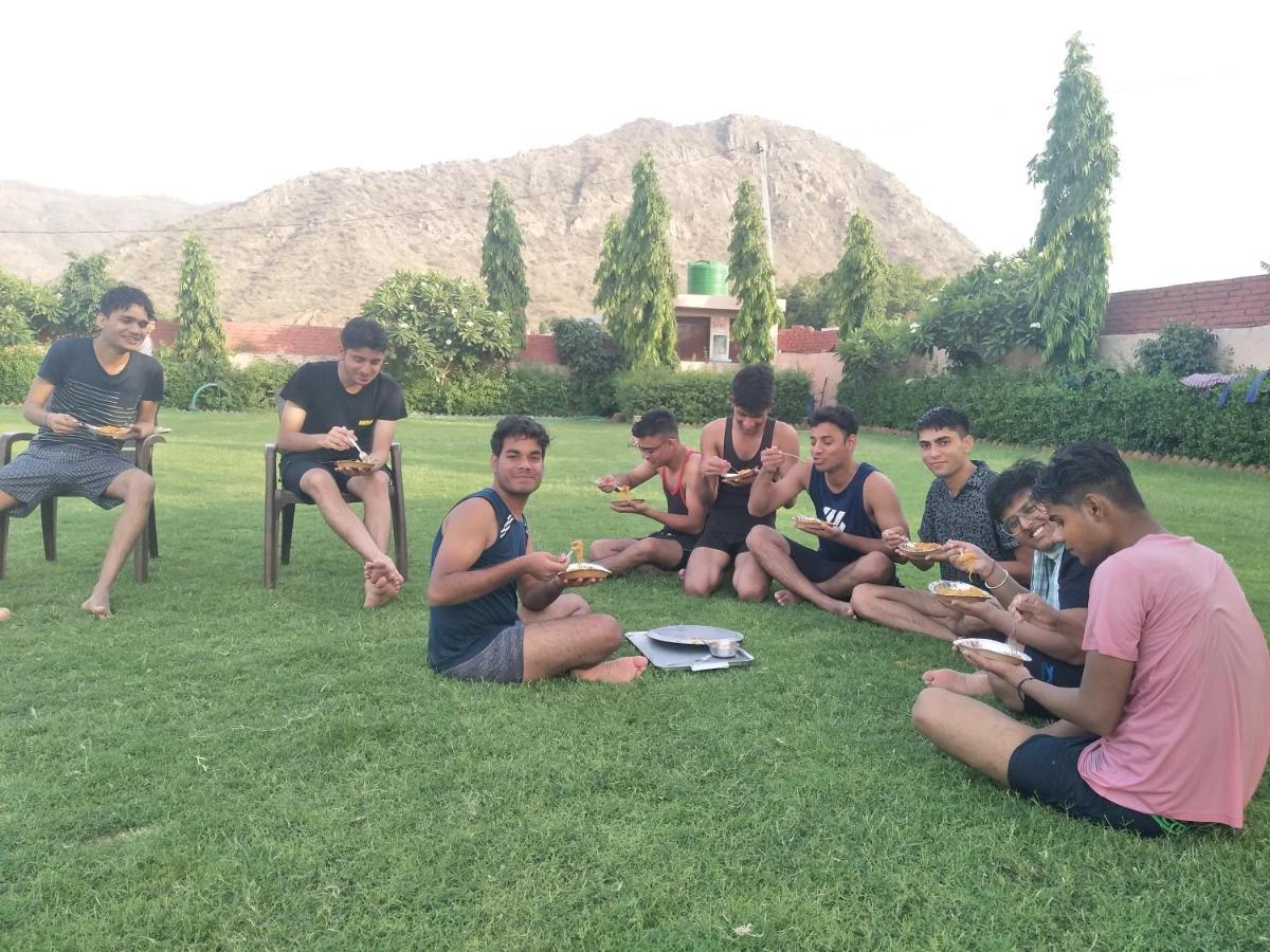Pari Resort With Nature View Pushkar Bagian luar foto