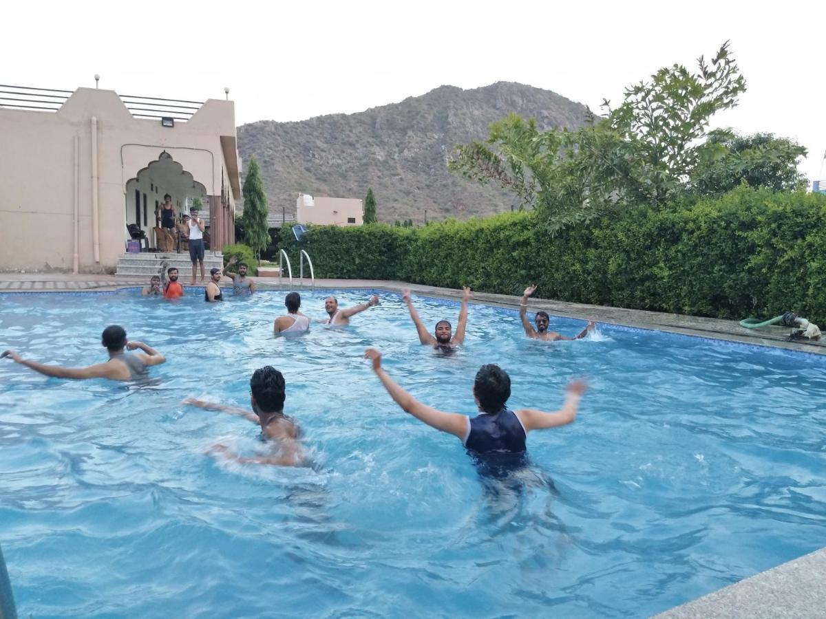 Pari Resort With Nature View Pushkar Bagian luar foto