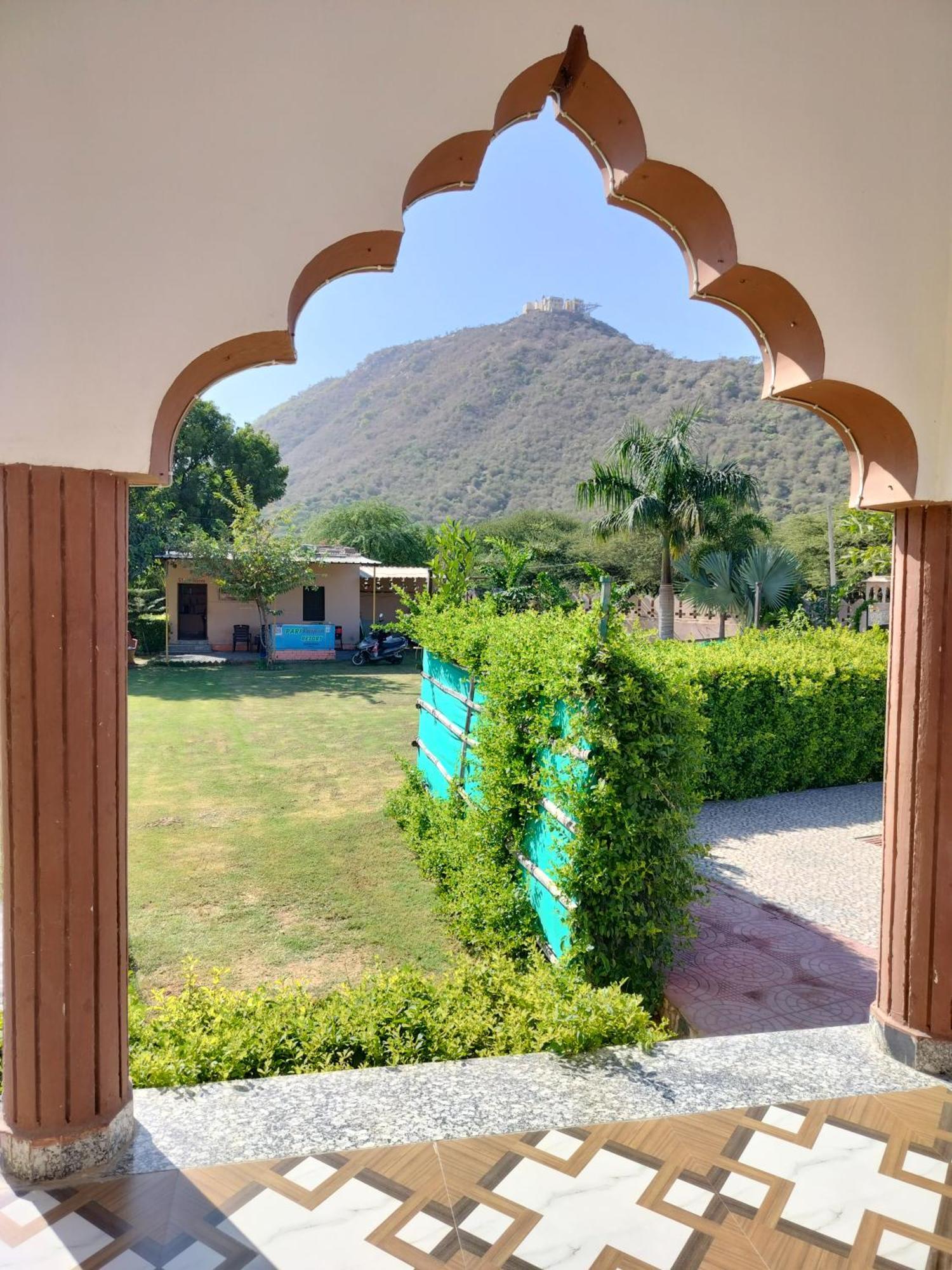 Pari Resort With Nature View Pushkar Bagian luar foto